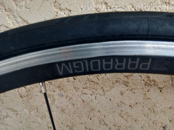 Roue avant Bontrager - 3