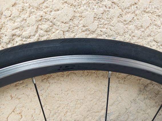 Roue avant Bontrager - 5
