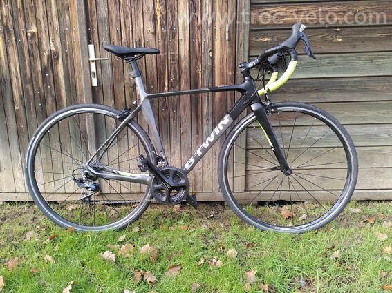 Vélo de route Btwin Mach 700 CF taille XXS (51)