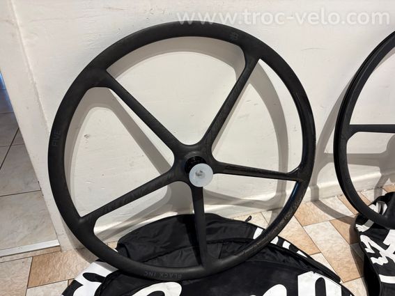 Roues Black inc FIVE - Shimano HG - 2