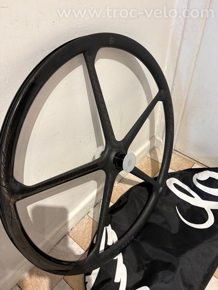 Roues Black inc FIVE - Shimano HG - 7