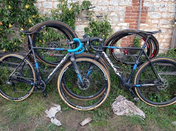 Vélo cyclo-cross
