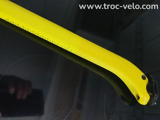 Vends tige de selle PINARELLO F8 F10 F12 jaune - 1