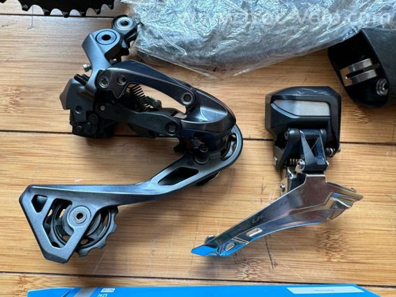 Groupe Shimano Ultegra 8070 Di2 - 2