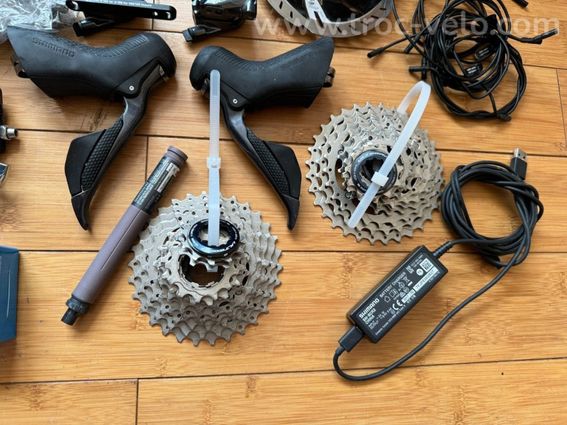 Groupe Shimano Ultegra 8070 Di2 - 5