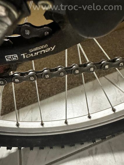 VTT Velocity - SHIMANO Tourney / RevoShift - suspension avant - 4