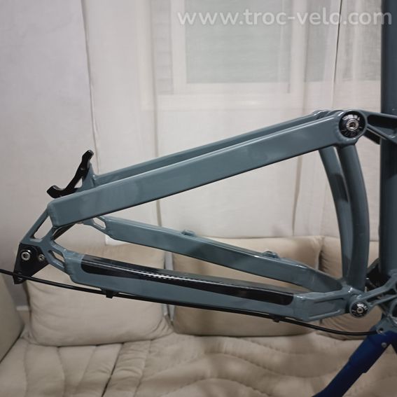 Kit cadre ZUMBI F-11 27.5" - 3