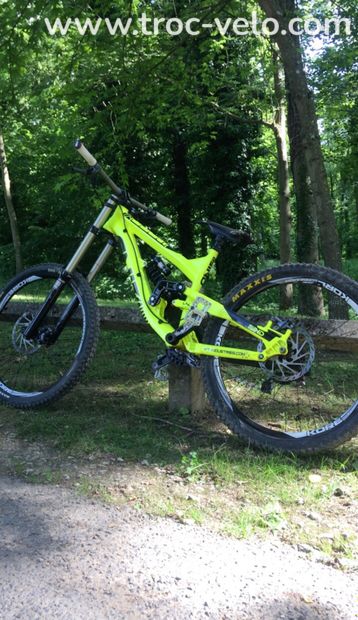 VTT DH descente  YT Tues  - 3