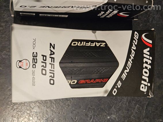 Lot pneus Vittoria Zaffiro Pro V Graphene 2.0 - 700x32 - 2