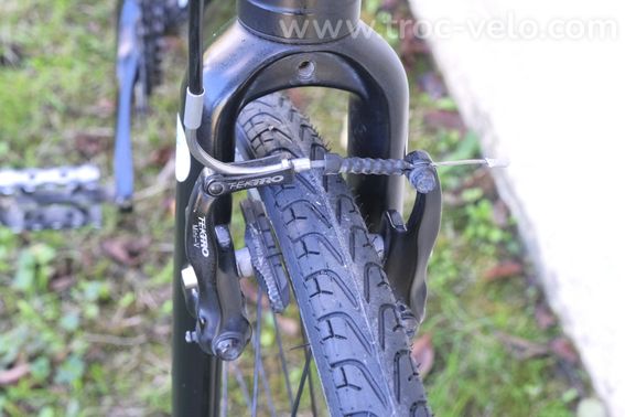 Vélo Trekking CUBE SL Cross taille M - 9