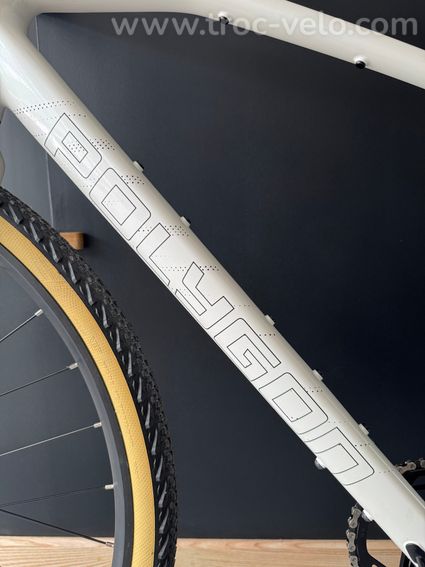 Totalement neuf disponible en S, M, L, XL - vélo Gravel Polygon Tambora G4 - 3