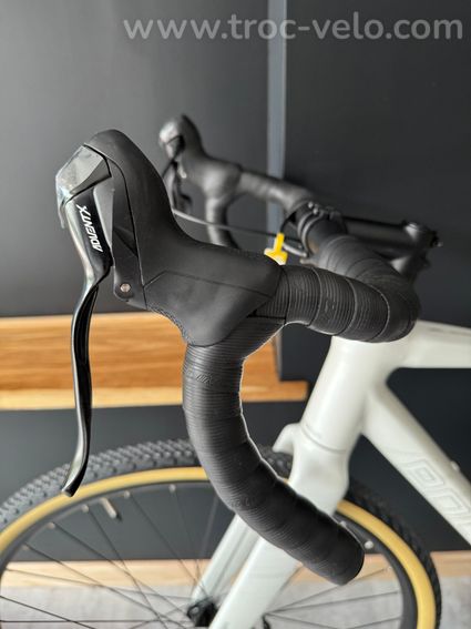 Totalement neuf disponible en S, M, L, XL - vélo Gravel Polygon Tambora G4 - 4