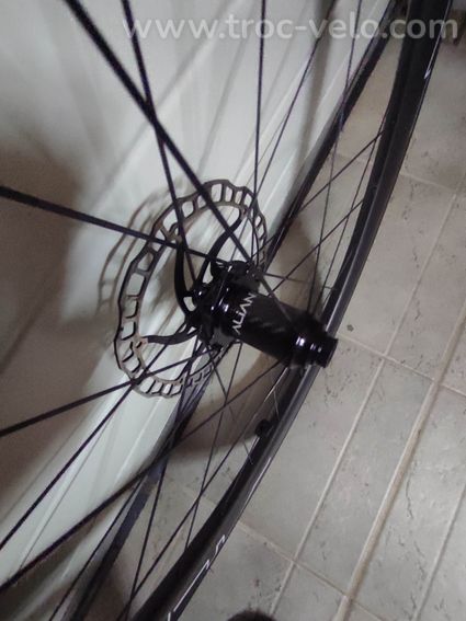 COLNAGO C68- Taille 530- Ultégra Di2 12V-- sans roues et Kit cadre possible - 3