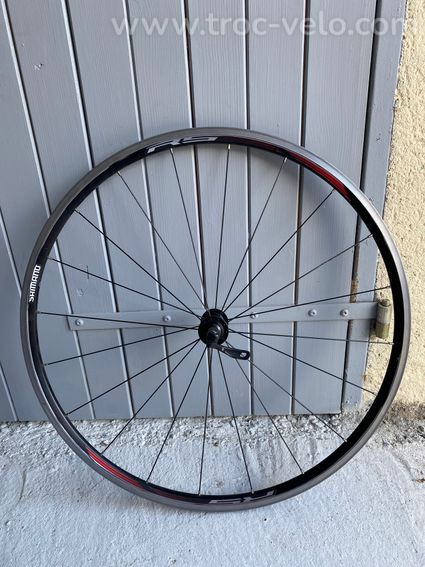 Roue avant Shimano RS