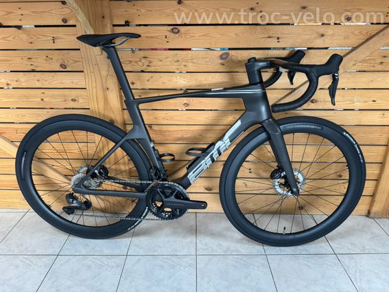 Vélo de route Team Machine R 01
