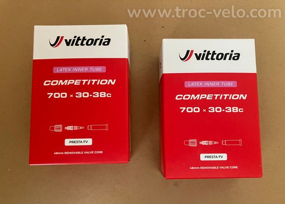 Lot de 2 chambres à air Vittoria 700x30/38c Neuf