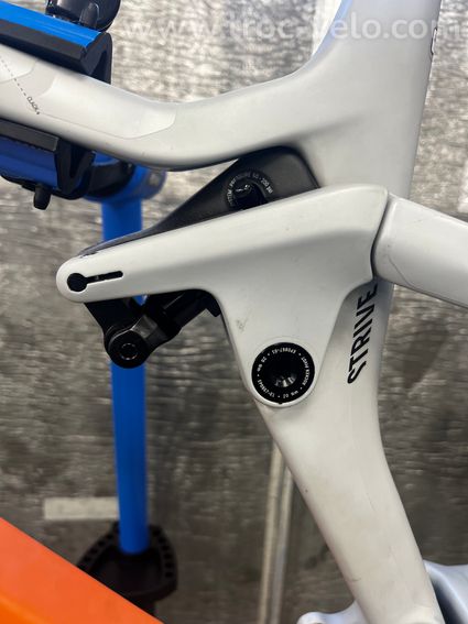 Canyon Strive cadre - 2