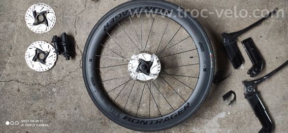 Roue arrière Bontrager Aeolus comp 5 alu carénage carbone - 2