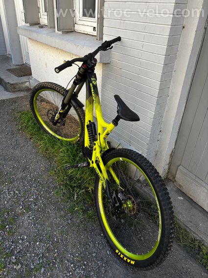 Commencal v4 - 2