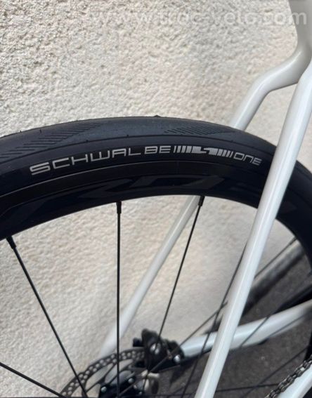 Vélo de route carbone Neuf Polygon Strattos 6 - 3
