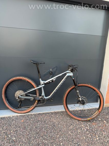 CANYON LUX TRAIL CF 6 2025