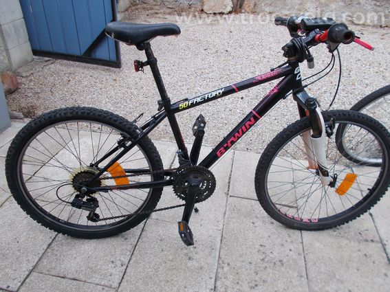 divers vélo en lot ou unité et pièces vintage  - 3