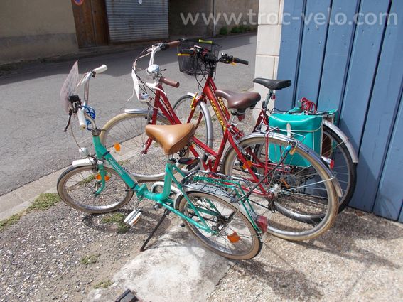 divers vélo en lot ou unité et pièces vintage  - 9