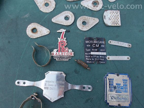 divers vélo en lot ou unité et pièces vintage  - 11