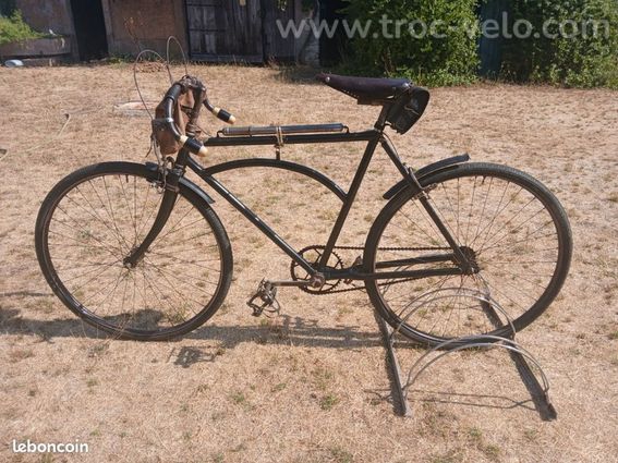 divers vélo en lot ou unité et pièces vintage  - 13
