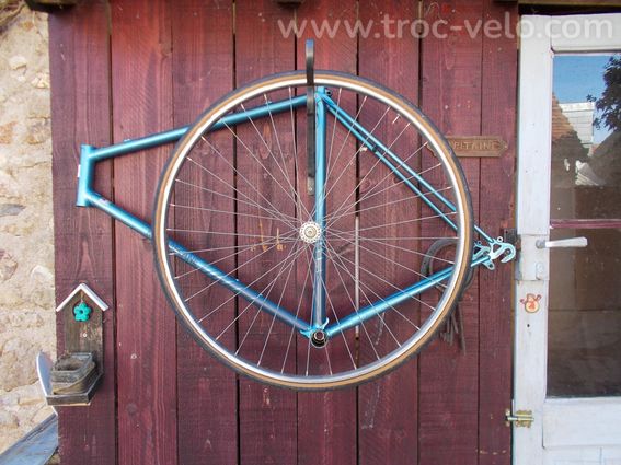 divers vélo en lot ou unité et pièces vintage  - 15