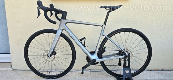 Vélo de course / route en Carbone - ORBEA Orca M30 - taille 51(S) - Equipé full Shimano 105