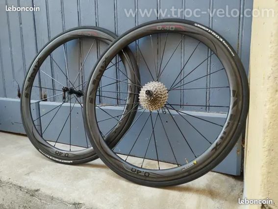 Roues carbone Nix 40 à pneus, vélo route course - 2