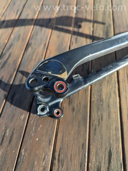 Pivot triangle oscillant base ARRIERE carbone Specialized - 4