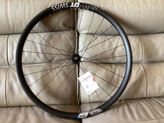 Roue avant carbone vtt dt swiss hxc1501 neuve