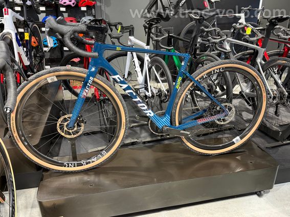 Factor Aluto Gravel - 7