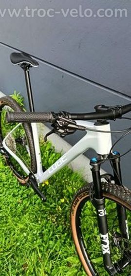 Vtt semi rigide cube reaction c62 race (carbone) l - 4