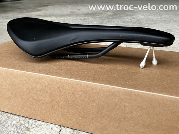 FIZIK ANTARES VENTO R5 140 mm - 2