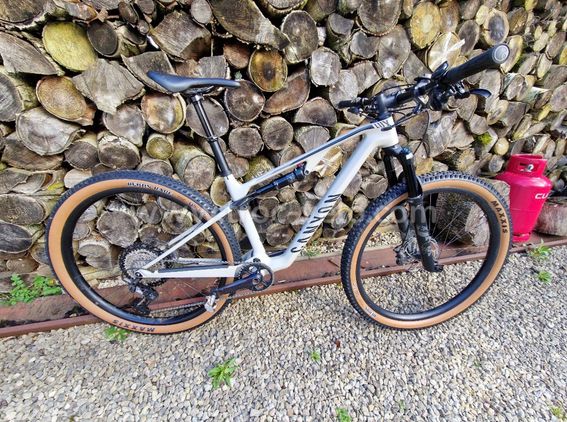 Canyon Lux Trail CF7  - 2