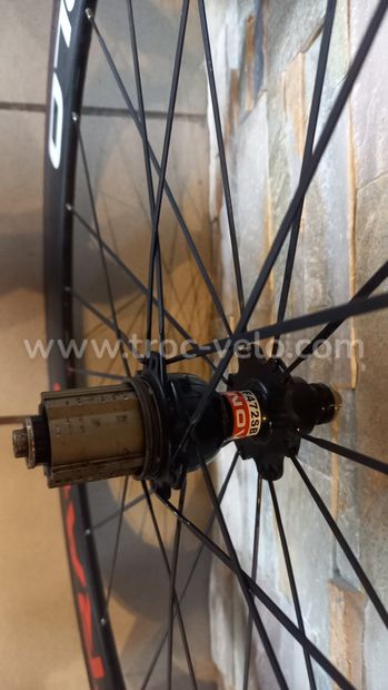 Roues Carbone 50mm Novatec - 8