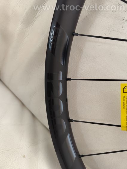 DT SWISS Roue ARRIERE EXC1200 SPLINE 35 Carbon 27.5" Disc BOOST(12x148mm) Black - 3