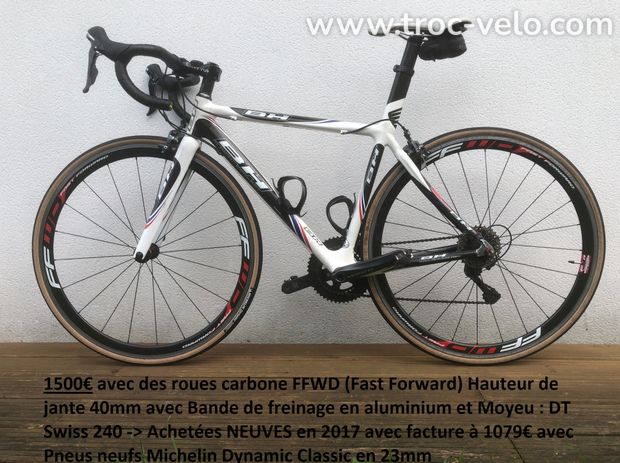 Vélo route BH Global concept G4 tout carbone Equipé en Shimano ULTEGRA Bon Etat avec roues en 40mm - 4