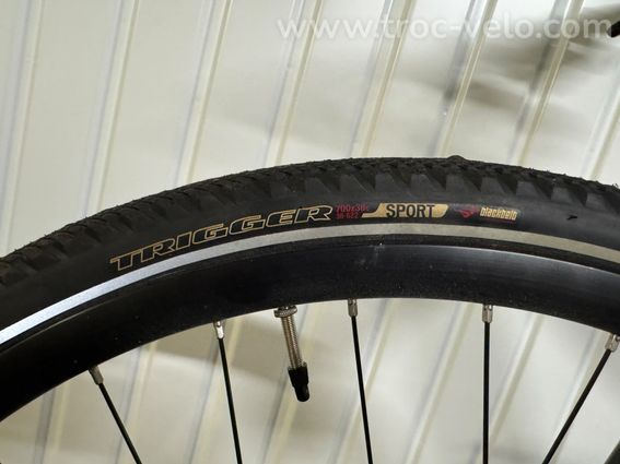 VTC femme Specialized Ariel – 2016 – État proche du neuf - 12