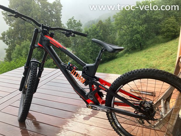 Saracen Myst Carbone 27.5 VTT DH taille L - 1