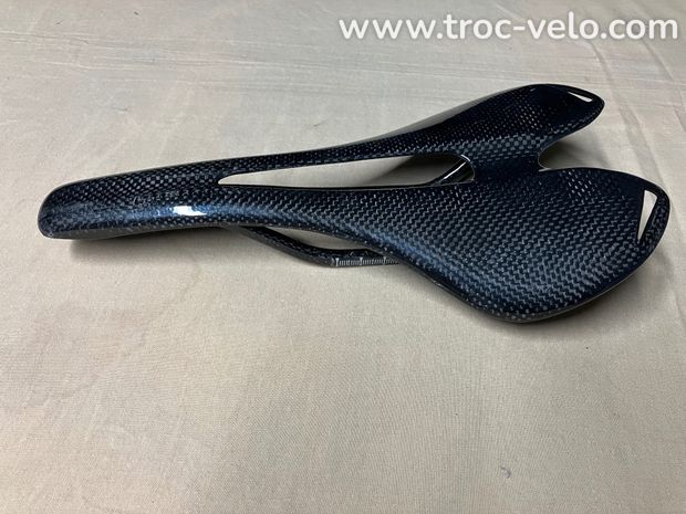 Selle full carbone  - 3