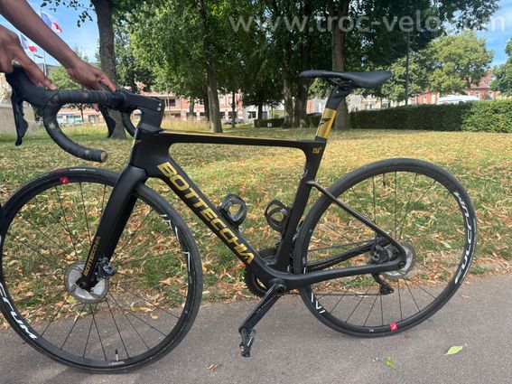 Bottecchia Aerospace Red Lab Carbone T49 – Très bon état – 5 000 € - 3