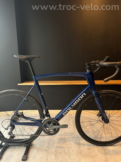 Vélo de route carbone Polygon Strattos S6D