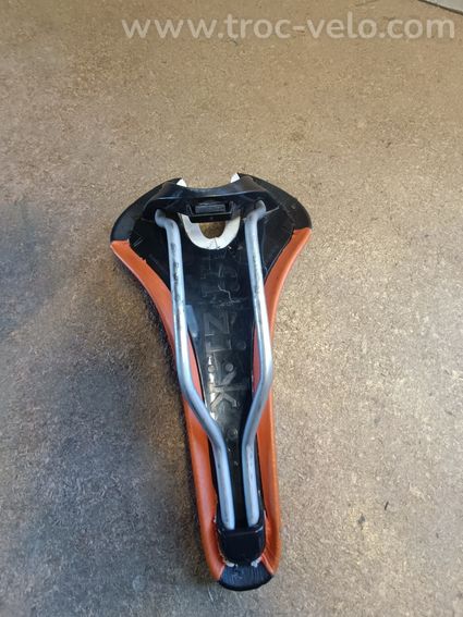 Selle Fizik Couleurs Ktm - 2