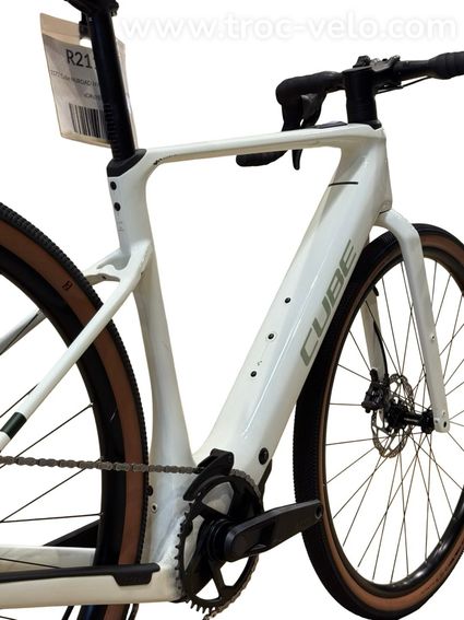 Cube Nuroad Hybrid C:62 Race 400X Carbon Vélo gravel électrique Shimano GRX 2025 - 9