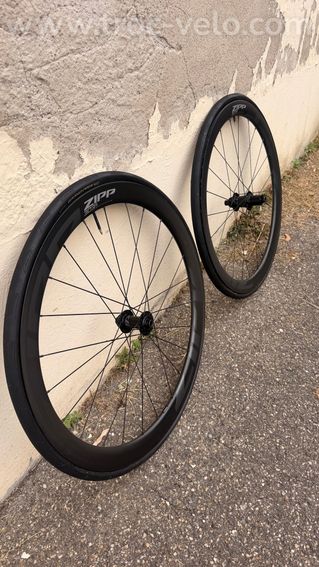Zipp 303s - 2