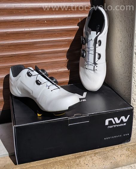 Chaussures vélo route Northwave Revolution – Taille 45 – Neuves